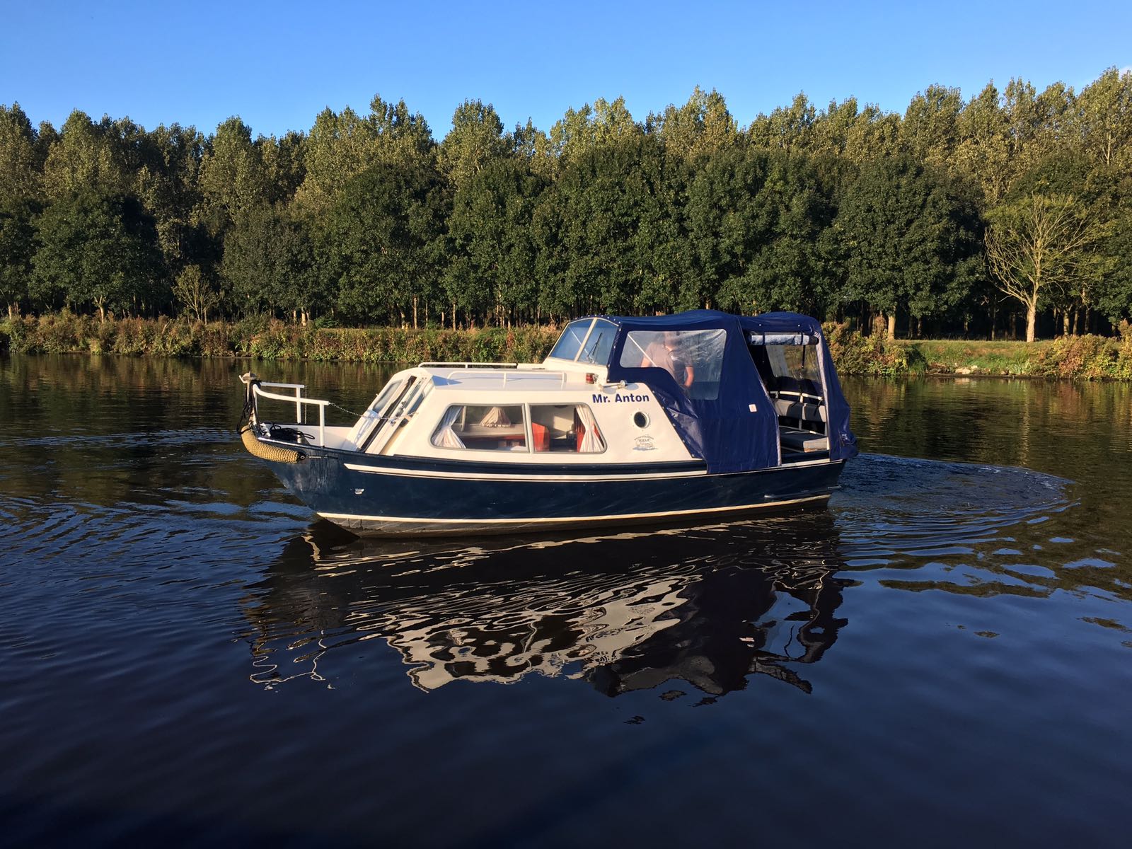 Doerak: Ein Motorboot mit Karakter