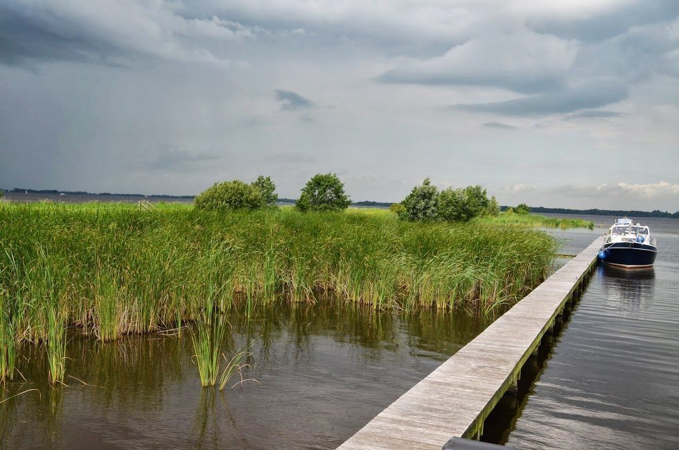 Bootsurlaub auf den friesischen Seen